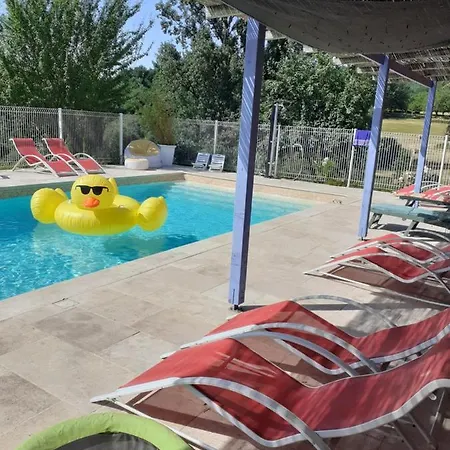 Pranayama Oda ve Kahvaltı Montcléra